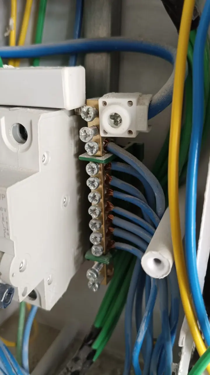 Reboco e acabamento em obra